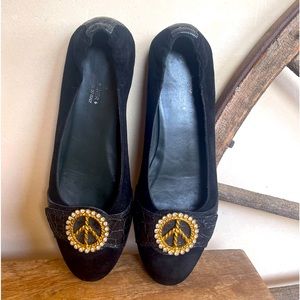 DONALD J PLINER Leather Peace Sign Flats Italy!!!